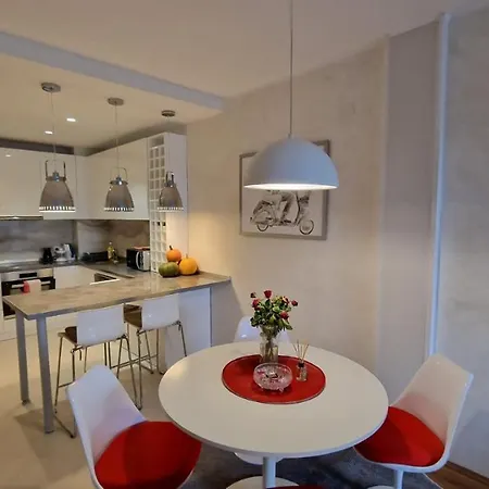 Lux Apartman Ava Kikinda Exterior foto