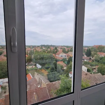Lux Apartman Ava Kikinda Exterior foto